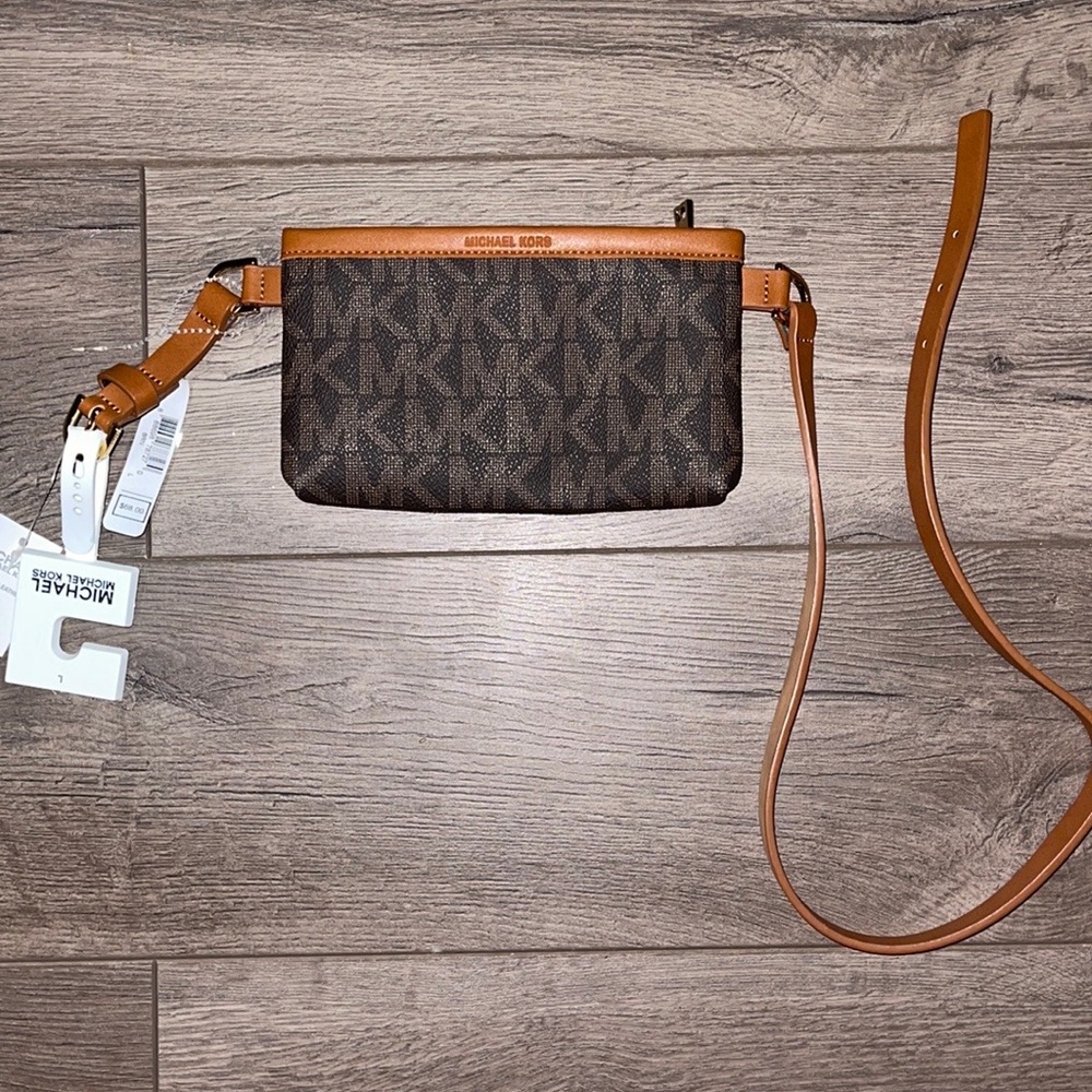 Brand New with Tags Michael Khors Fanny Pack Belt